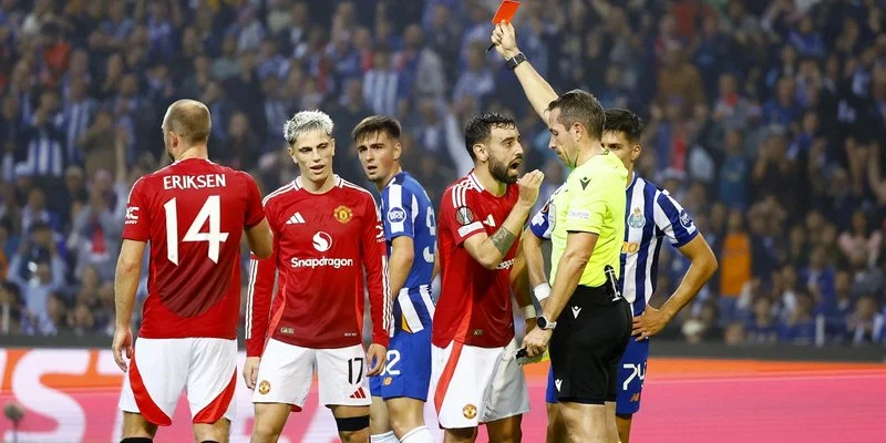 Soi Kèo Fulham VS MU 02h00 27/01/2024 Ngoại Hạng Anh 5 Man United đã phải nhận rất nhiều thẻ kể từ thời điểm đầu mùa giải tính đến nay