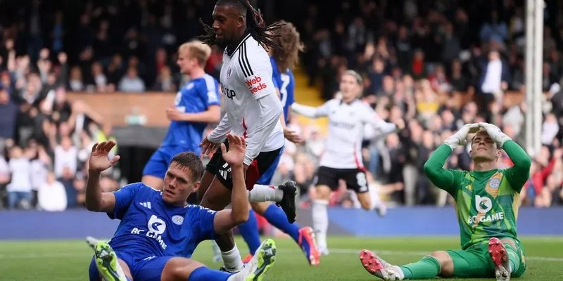 Soi Kèo Fulham VS MU 02h00 27/01/2024 Ngoại Hạng Anh 2 Fulham đã có được 3 điểm trước Leicester ở vòng đấu thứ 21 của Ngoại hạng Anh