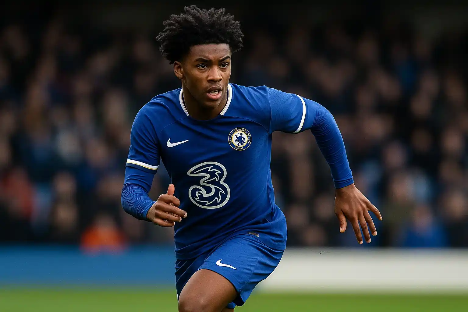 Rio Ngumoha: Tuổi 16 và cú chào sân khiến Chelsea câm nín 2 Rio Ngumoha tung hoành trong màu áo xanh Chelsea