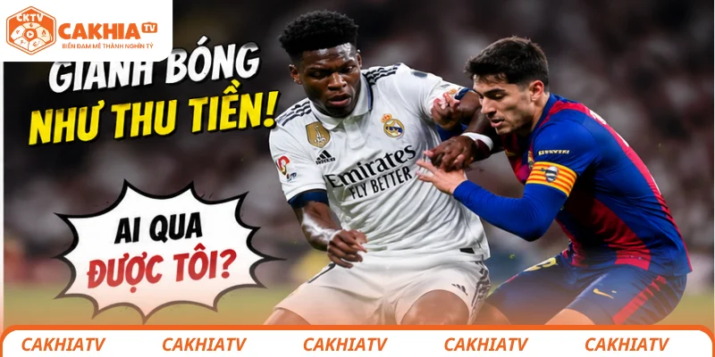 Man Utd nhắm Aurelien Tchouameni: Mơ lớn hay ảo tưởng? 2 Aurelien Tchouameni tranh chấp quyết liệt giữa sân