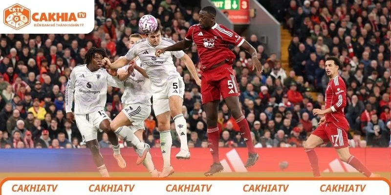 Manchester United vs Liverpool - 3 Điểm Vàng Cho Đội Xứng Đáng 2 Đánh giá tổng quan trận đấu giữa Manchester United vs Liverpool
